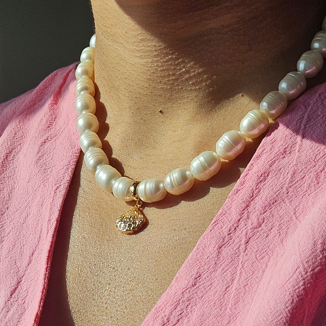 Aphrodite Freshwater Pearl Necklace